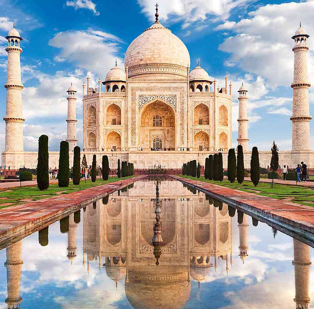 Private Full-day Guided Tour To TajMahal From Delhi By Car